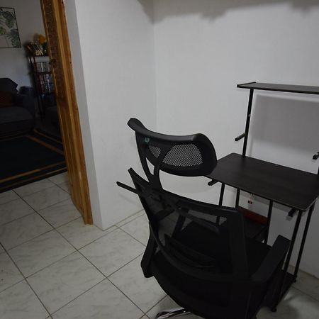 Harriott Heights Διαμέρισμα Μαντεβίλ Εξωτερικό φωτογραφία